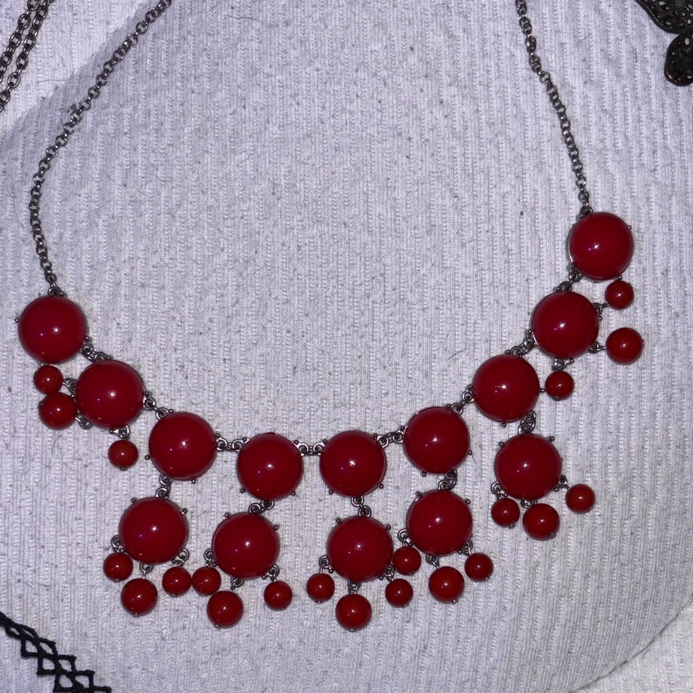 Necklaces - Picture 2 of 8